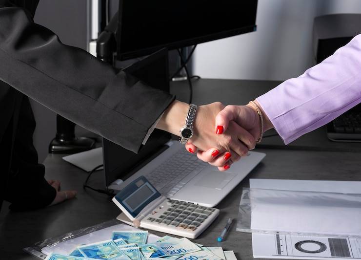 Брокерские услуги